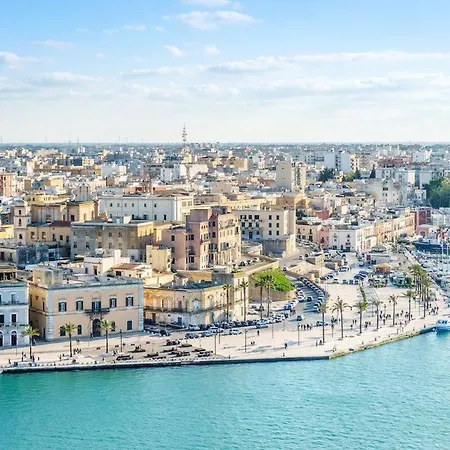 לינה וארוחת בוקר Bosca 4*